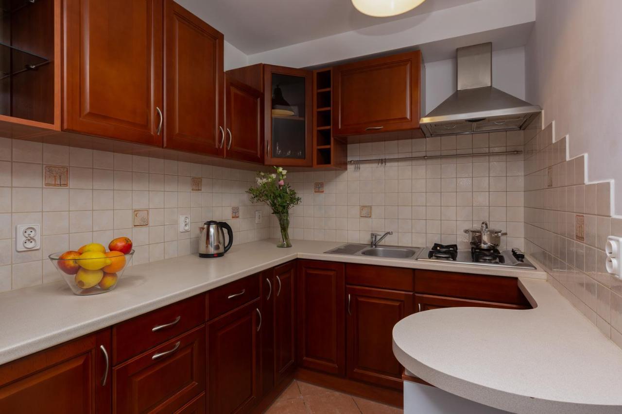 Stars Apartaments City Center By Noclegi Renters Varşovia Exterior foto
