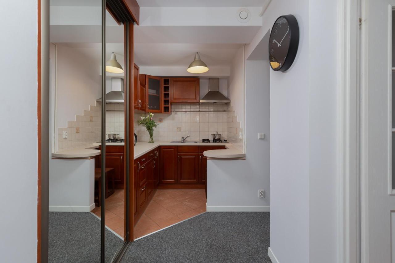 Stars Apartaments City Center By Noclegi Renters Varşovia Exterior foto