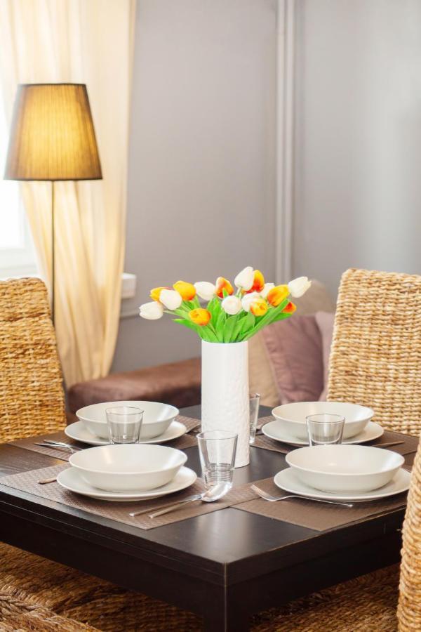Stars Apartaments City Center By Noclegi Renters Varşovia Exterior foto