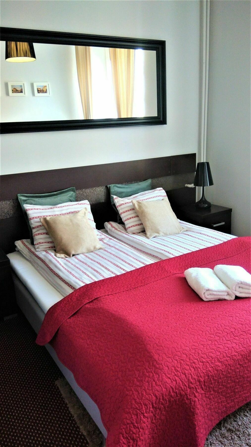 Stars Apartaments City Center By Noclegi Renters Varşovia Exterior foto